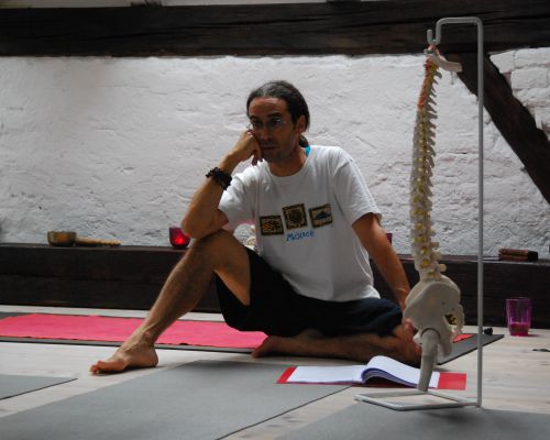Yoga Anatomy & Therapy Intensive