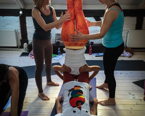 Rainbow Kids Yoga TTC