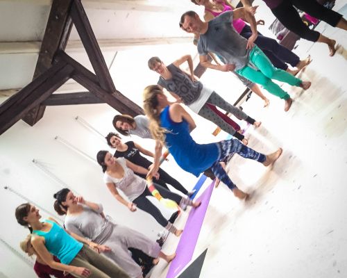 Rainbow Kids Yoga TTC